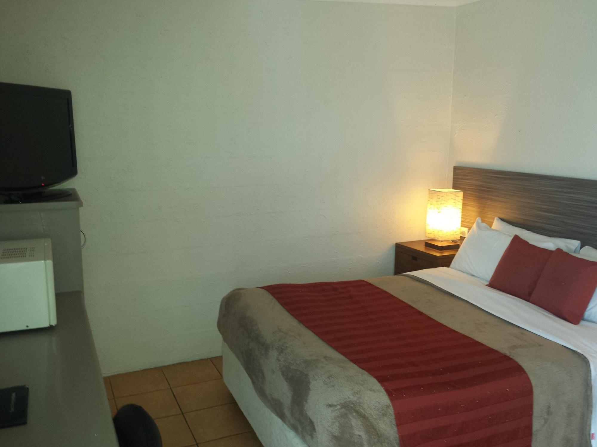 Mid City Motor Inn Gladstone Zewnętrze zdjęcie