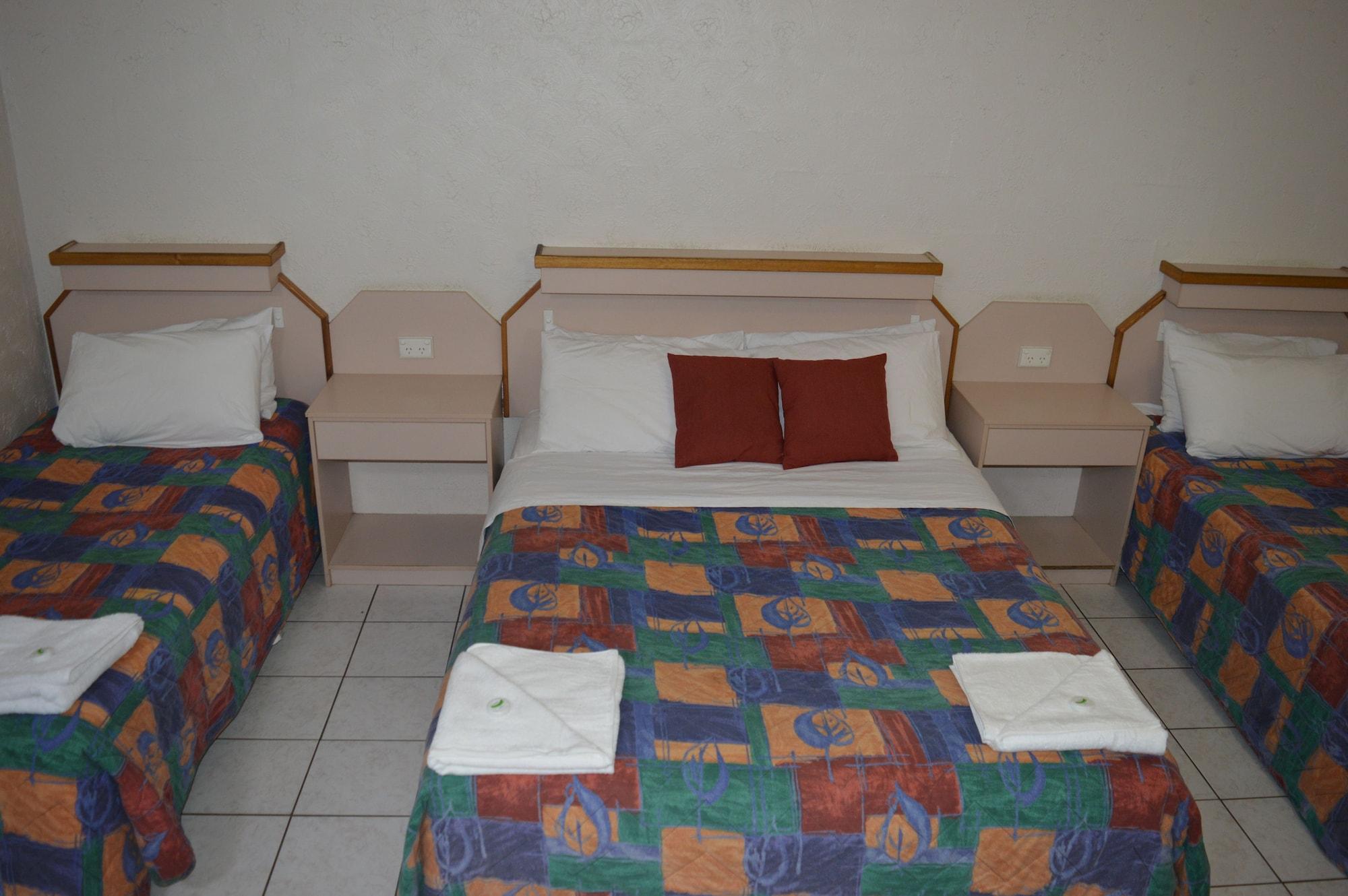 Mid City Motor Inn Gladstone Zewnętrze zdjęcie
