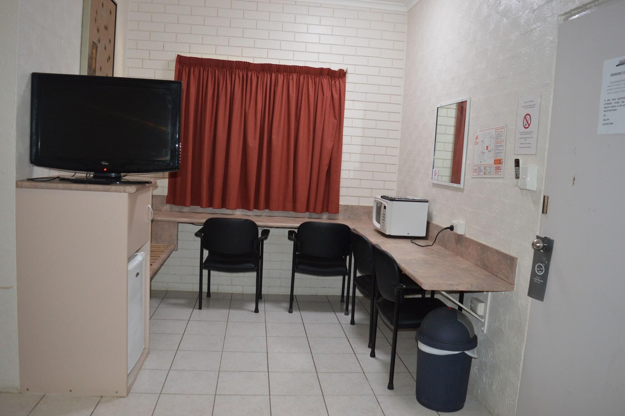 Mid City Motor Inn Gladstone Zewnętrze zdjęcie