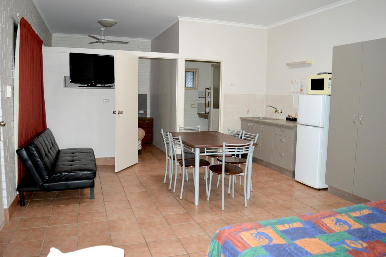 Mid City Motor Inn Gladstone Zewnętrze zdjęcie